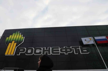 İngiltere’den Rus petrol şirketleri ve ortaklarına yaptırım 