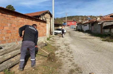 İnönü’nün dış mahallelerinde temizlik çalışması 