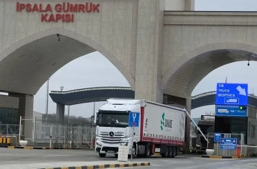 İpsala Gümrük Kapısı’nda rüşvet operasyonu: 20 gümrük memuru gözaltında 