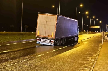 İpsala’da tır, otomobil ve kamyonet ile çarpıştı: 1 yaralı 