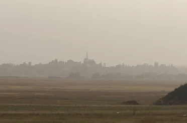 Irak ve Suriye’den gelen toz bulutu Yüksekova’yı kapladı 