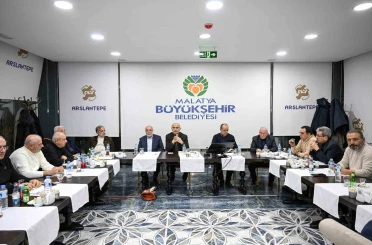 İş insanlarıyla bir araya gelen Başkan Er: "Malatya’nın geleceğini inşa ediyoruz" 