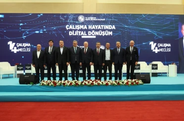 İşçi ve memur konfederasyonlarından dijital dönüşüm uyarısı: "Doğru yönetilmezse sosyal adaletsizlikleri derinleştirebilir" 