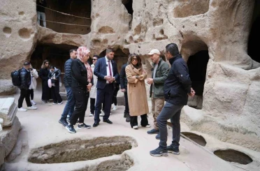 Işın Karaca, Niğdelilere unutulmaz bir gece yaşattı