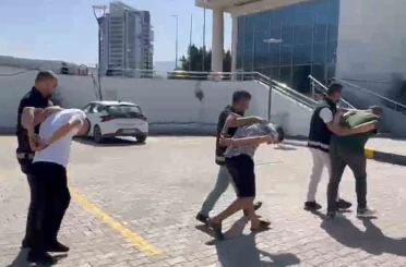 İskenderun’da hapis cezasıyla aranan 3 şahıs yakalandı 