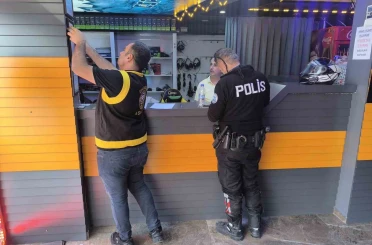 İskenderun’da internet kafe ve oyun alanlarına denetim 