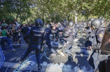 İspanya’daki bisiklet yarışının final etabı İsrail karşıtı protesto nedeniyle iptal edildi 
