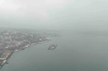 İstanbul bayram sabahına sisle uyandı 