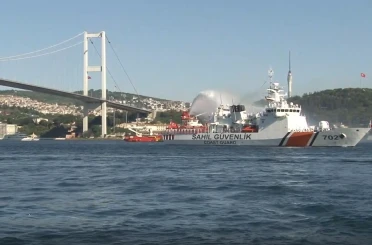 İstanbul Boğazı’nda 15 Temmuz şehitleri için tekne korteji oluşturuldu 