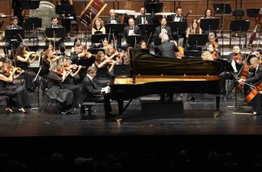 İstanbul Devlet Senfoni Orkestrası DenizBank Konserleri sanat sezonunu açtı 