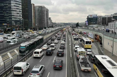 İstanbul’da iftar öncesi trafik yoğunluğu yüzde 87’e çıktı 