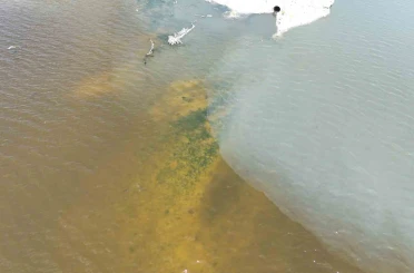 İstanbul’da lağıma dönen göl ve masmavi deniz aynı karede 