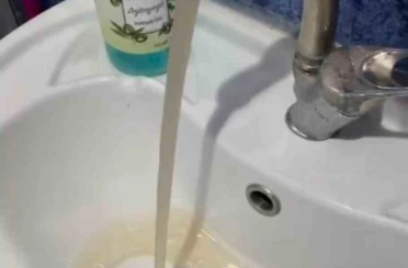 İstanbul’da musluklardan kirli su akmasına vatandaşlardan tepki