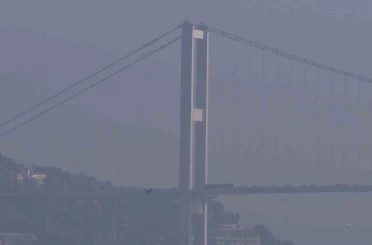 İstanbul’da sis etkisini göstermeye devam ediyor 