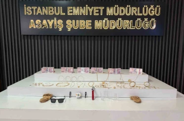İstanbul’da suç makinesi kadınların üzerinden 1 milyonluk ziynet eşyası çıktı, takside yakalandılar 
