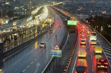 İstanbul’da trafik yoğunluğu yüzde 90’a yaklaştı 