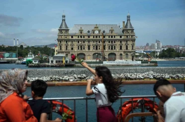 İstanbul’un simgelerinden Haydarpaşa Garı yeni yüzüne kavuştu 