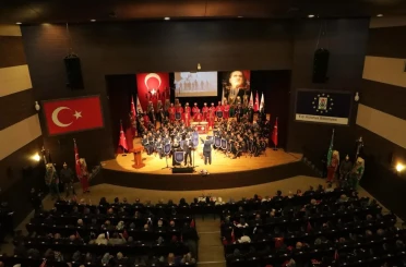 "İstiklale Giden Yolda Türkiye Şehitlerini Anıyor" programı Kütahya’da düzenlendi 