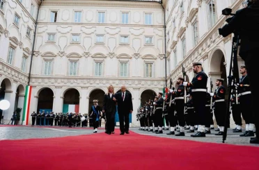 İtalya Başbakanı Meloni, Roma’da Filistin Devlet Başkanı Abbas ile görüştü 