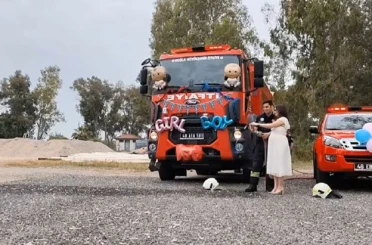 İtfaiye erinden sıra dışı cinsiyet belirleme sürprizi 