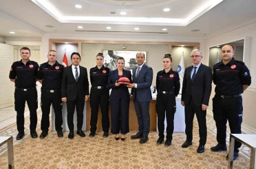 İtfaiye Haftası’nda ‘Pelerinsiz Kahramanlar’a teşekkür 