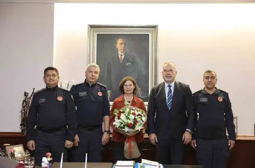 İtfaiyecilerden Başkan Ünlüce’ye anlamlı ziyaret
