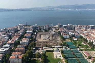 İzmir Büyükşehir: "Karşıyaka Zübeyde Hanım Stadı ile ilgili süreç emin adımlarla ilerliyor" 