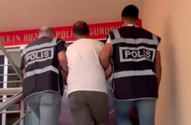 İzmir’de 25 yıl 6 ay hapis cezasıyla aranan zehir taciri yakalandı 