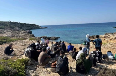 İzmir’de 32 düzensiz göçmen yakalandı 