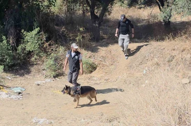 İzmir’de annesinin toprağa gömdüğü bebeği arama çalışmaları sürüyor 