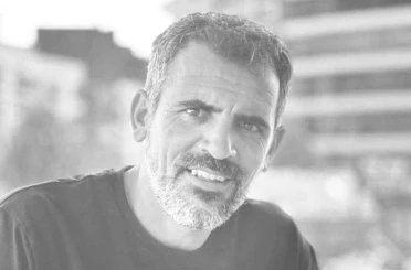 İzmir’de inşaattan düşen işçi hayatını kaybetti 