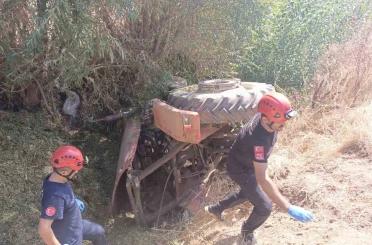 İzmir’de traktör kazası: 33 yaşındaki sürücü hayatını kaybetti 