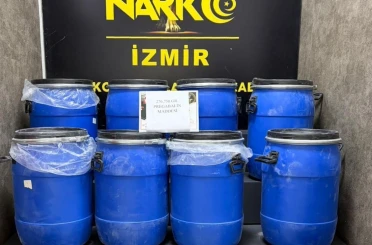 İzmir’de uyuşturucu sevkiyatına polisten operasyon 