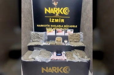 İzmir’de zehir tacirlerine baskın: 11,5 kilo uyuşturucu ele geçirildi 