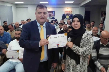İzmir’deki taksiciler müşteri memnuniyeti için eğitimden geçiyor 