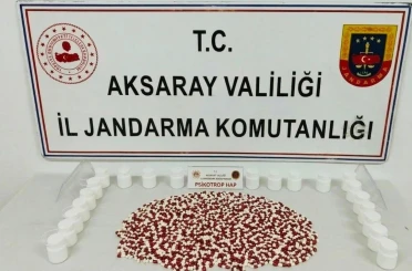 İzmir’den Aksaray’a uyuşturucu sevkiyatına jandarma darbesi: 3 tutuklama 