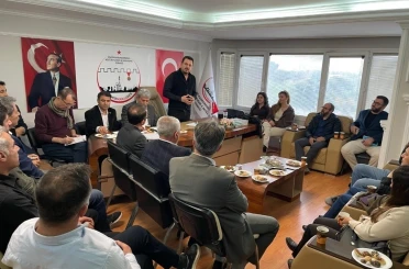 İZMİRMARAŞDER güven tazeledi, Safa Narlı yeniden başkan seçildi 