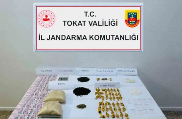 Jandarma ekiplerinden uyuşturucuya geçit yok 