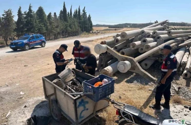 Jandarmadan hırsızlara suçüstü baskın 