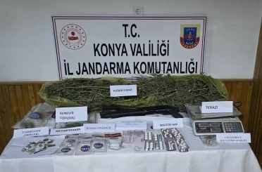 Jandarmanın uyuşturucu operasyonlarında 11 kişi tutuklandı