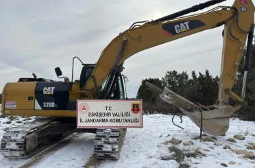 Kaçak kazı yapan 8 şüpheli suçüstü yakalandı