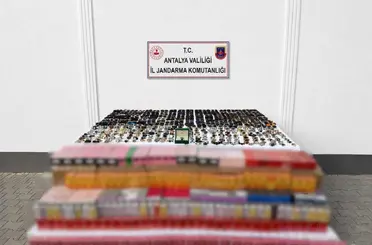 Kaçak parfüm, gözlük ve saat operasyonu
