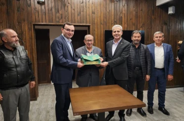 Kadınhanı Belediye Başkanı İrfan KARACA 19 Ekim Muhtarlar gününü kutladı