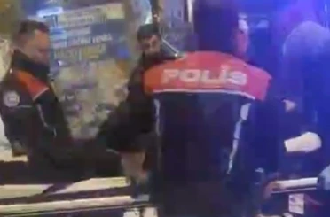 Kadınların bıçaklı kavgası kanlı bitti: 1 ölü, 1 yaralı 