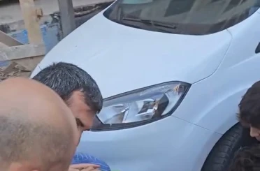 Kafasına inşaattan tuğla düşen şahıs yaralandı 