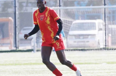 Kafayat Atoke Başhıru, 3 maçta 9 gol attı 