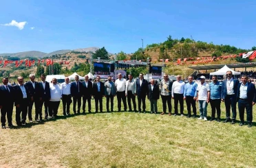Kağıthane Belediye Başkanı Öztekin’den Sivas, Giresun ve Gümüşhane’de gönül buluşmaları 
