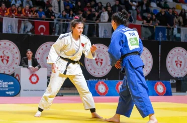 Kağıtsporlu judoculardan 13 madalya 