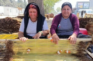 Kahramanmaraş’ın asırlık tarhana geleneğini yaşatan doğal çiğ ustaları naylon ürünlere karşı direniyor 