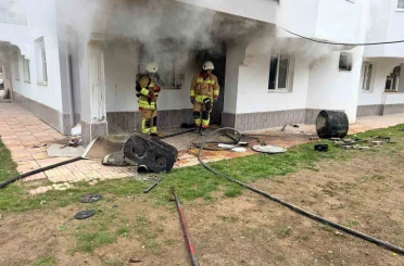 Kahramanmaraş’ta binada yangın paniği 